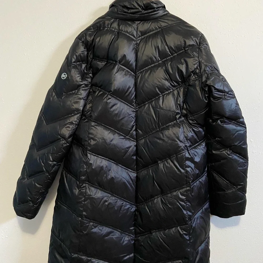 Michael Kors retail $240